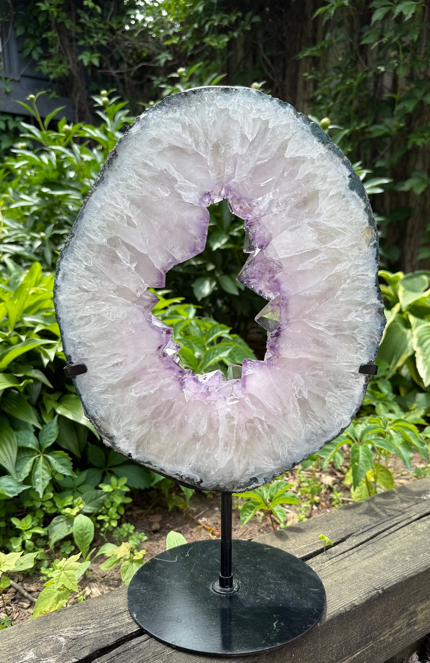 XL AMETHYST PORTAL WITH STAND W891