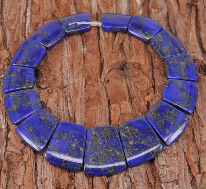 HQ Sea Sediment Stone Graduated Flat Square Bead Strand (17-35x25-28mm)