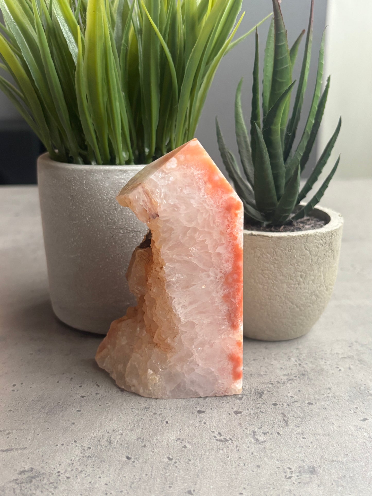 DRUZY CARNELIAN OBELISK T62