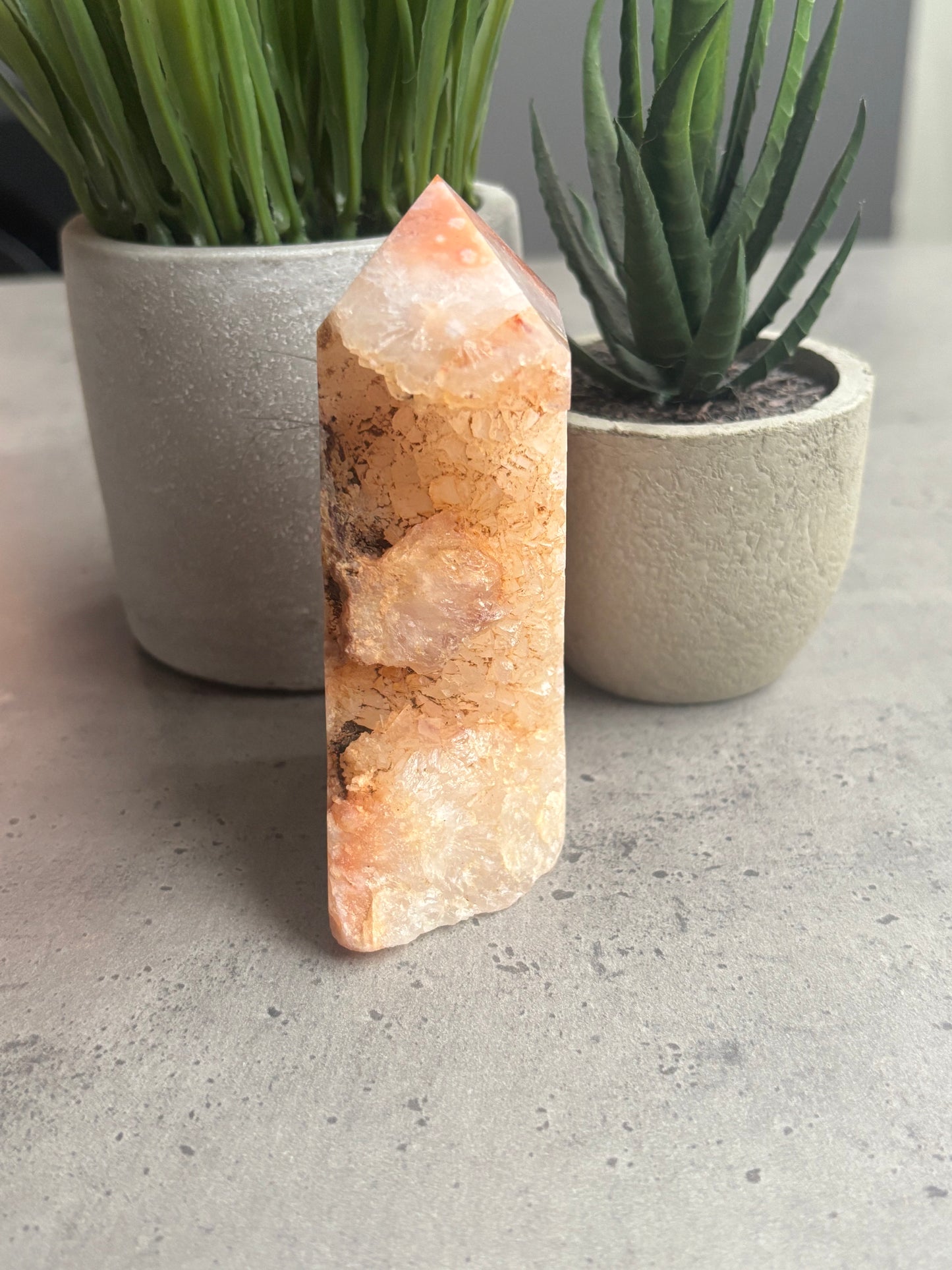 DRUZY CARNELIAN OBELISK T62