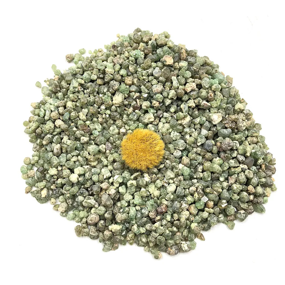 50g/Pack Natural Raw Demantoid Garnet Chips