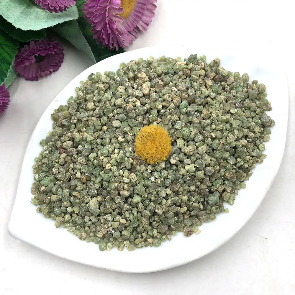 50g/Pack Natural Raw Demantoid Garnet Chips